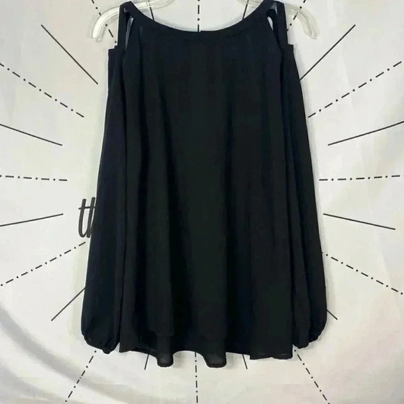 Forever 21 Plus Black Cold Shoulder Caged Back Peasant Blouse Top - Picture 2 of 6